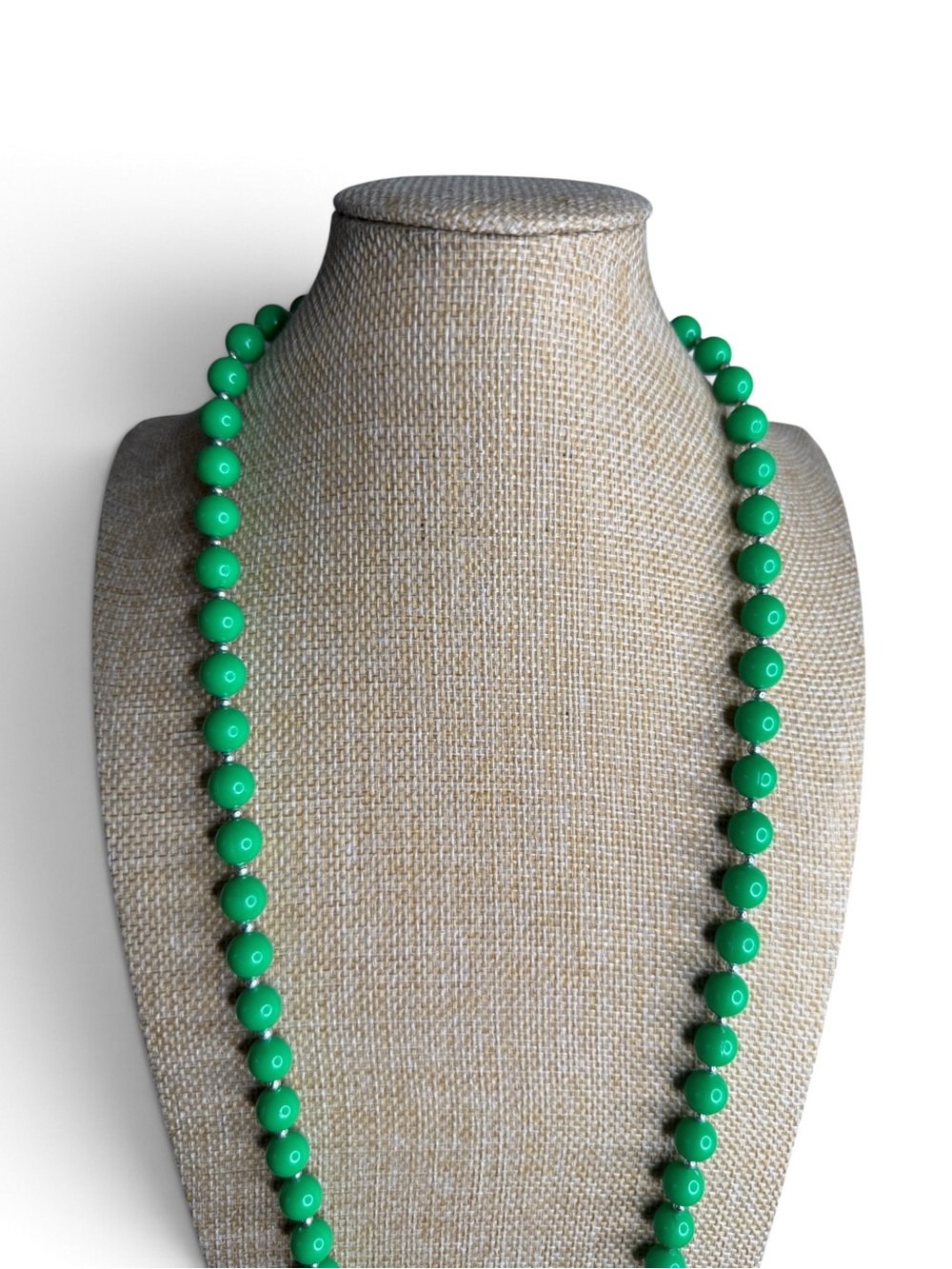 Vintage Silver-Tone Green Lucite Beaded Necklace 30' Long - Picture 5 of 10